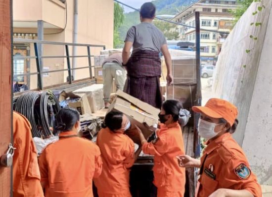 Schulmaterial für 1.000 Kinder in Bhutan